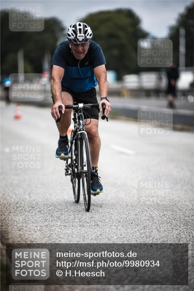 16.08.2026 - KN Förde Triathlon 2026 H.Heesch http://msf.ph/oto/9980934 16.08.2026 11:50:28 Radfahren  meine-sportfotos.de