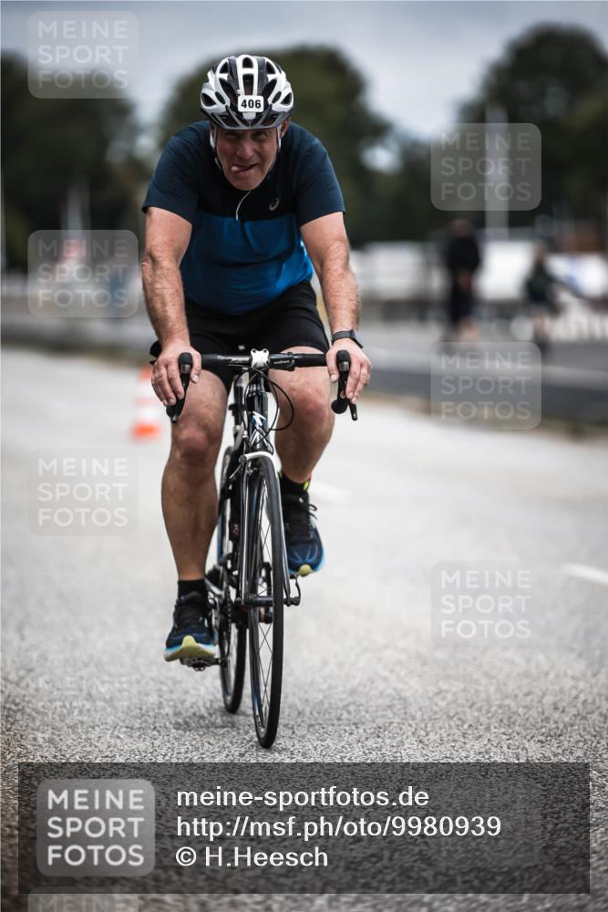 16.08.2026 - KN Förde Triathlon 2026 H.Heesch http://msf.ph/oto/9980939 16.08.2026 11:50:28 Radfahren  meine-sportfotos.de