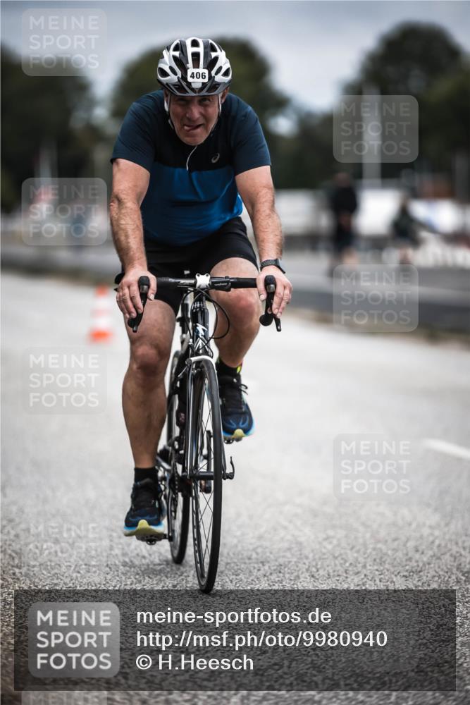 16.08.2026 - KN Förde Triathlon 2026 H.Heesch http://msf.ph/oto/9980940 16.08.2026 11:50:28 Radfahren  meine-sportfotos.de