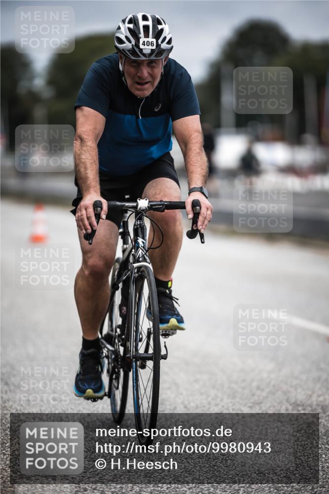 16.08.2026 - KN Förde Triathlon 2026 H.Heesch http://msf.ph/oto/9980943 16.08.2026 11:50:28 Radfahren  meine-sportfotos.de