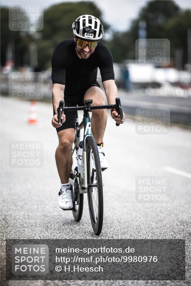 16.08.2026 - KN Förde Triathlon 2026 H.Heesch http://msf.ph/oto/9980976 16.08.2026 11:50:58 Radfahren 428 meine-sportfotos.de