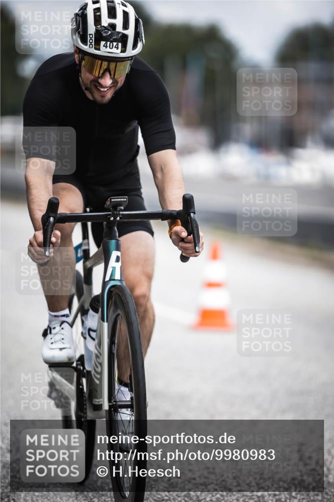 16.08.2026 - KN Förde Triathlon 2026 H.Heesch http://msf.ph/oto/9980983 16.08.2026 11:50:58 Radfahren 428 meine-sportfotos.de