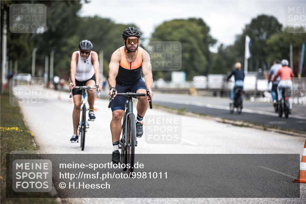 16.08.2026 - KN Förde Triathlon 2026 H.Heesch http://msf.ph/oto/9981011 16.08.2026 11:51:42 Radfahren  meine-sportfotos.de