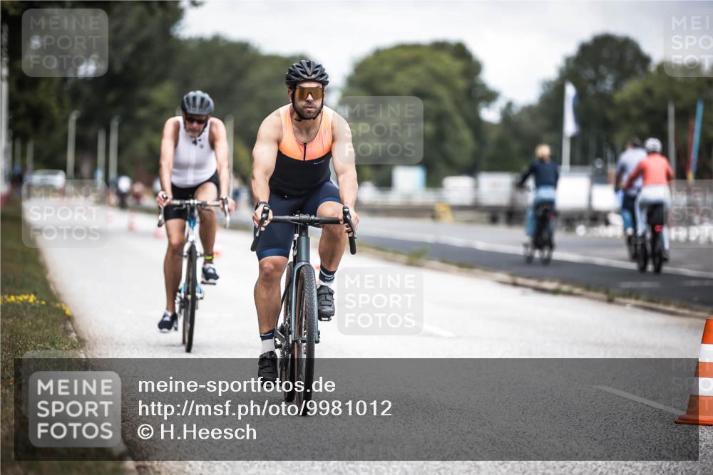 16.08.2026 - KN Förde Triathlon 2026 H.Heesch http://msf.ph/oto/9981012 16.08.2026 11:51:42 Radfahren  meine-sportfotos.de