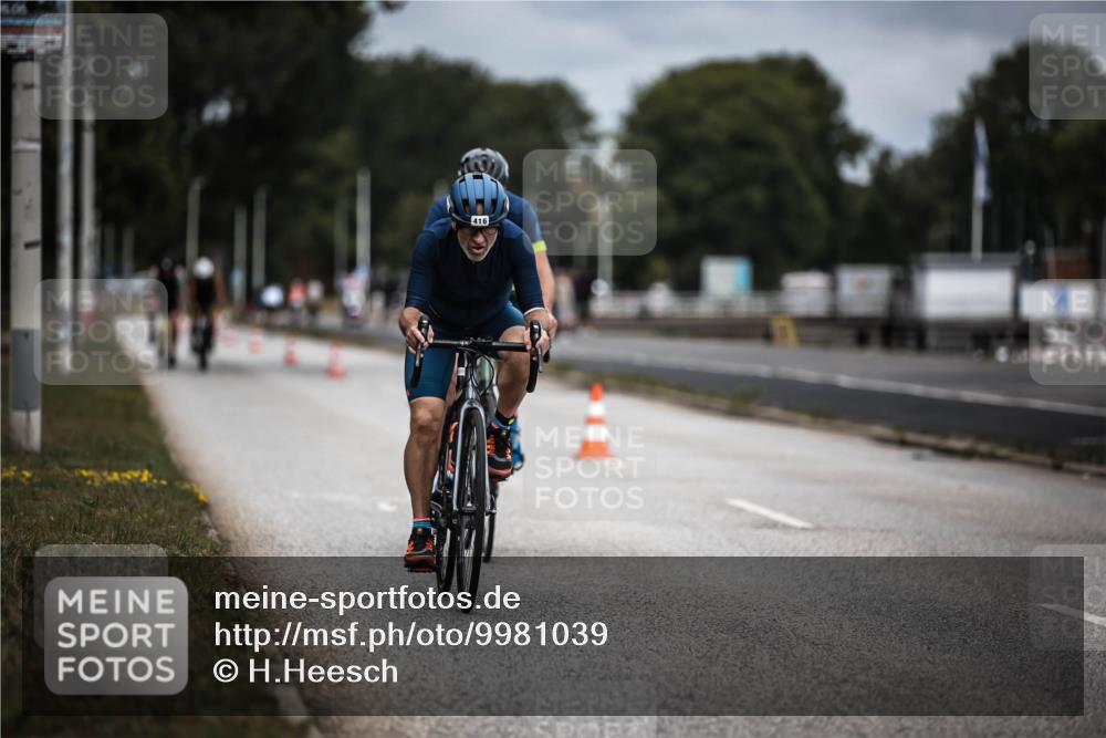 16.08.2026 - KN Förde Triathlon 2026 H.Heesch http://msf.ph/oto/9981039 16.08.2026 11:52:24 Radfahren 396, 426 meine-sportfotos.de