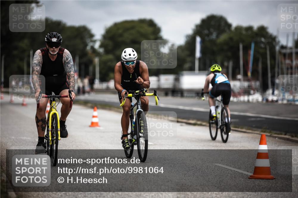 16.08.2026 - KN Förde Triathlon 2026 H.Heesch http://msf.ph/oto/9981064 16.08.2026 11:52:32 Radfahren  meine-sportfotos.de
