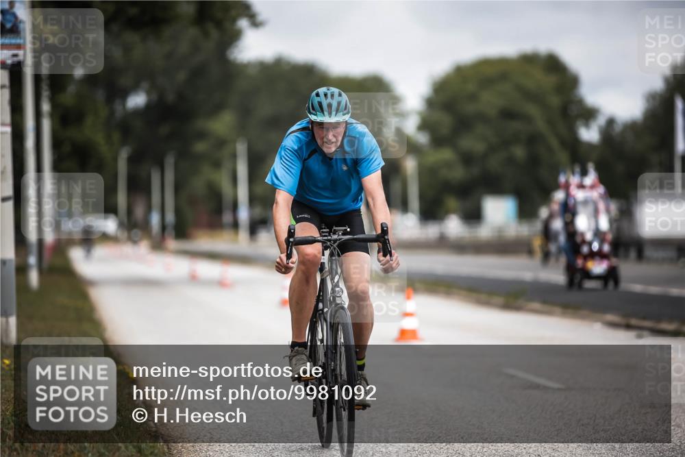 16.08.2026 - KN Förde Triathlon 2026 H.Heesch http://msf.ph/oto/9981092 16.08.2026 11:53:04 Radfahren  meine-sportfotos.de