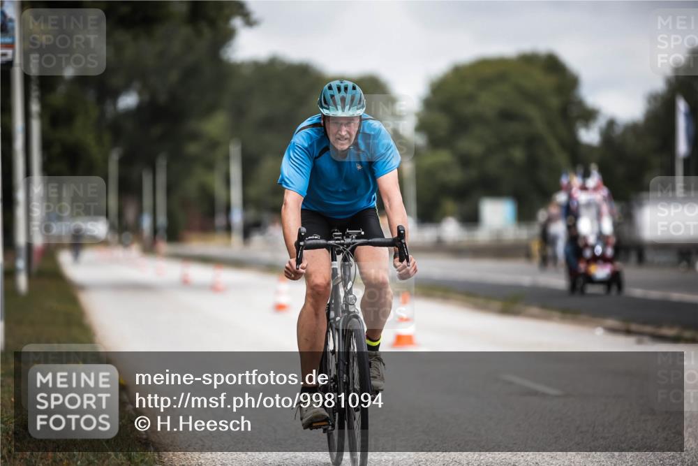 16.08.2026 - KN Förde Triathlon 2026 H.Heesch http://msf.ph/oto/9981094 16.08.2026 11:53:04 Radfahren  meine-sportfotos.de