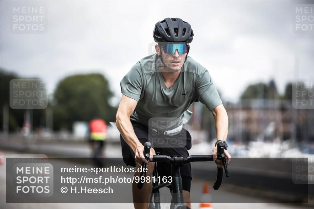 16.08.2026 - KN Förde Triathlon 2026 H.Heesch http://msf.ph/oto/9981163 16.08.2026 11:54:14 Radfahren  meine-sportfotos.de
