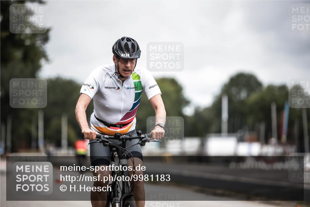 16.08.2026 - KN Förde Triathlon 2026 H.Heesch http://msf.ph/oto/9981183 16.08.2026 11:54:18 Radfahren  meine-sportfotos.de