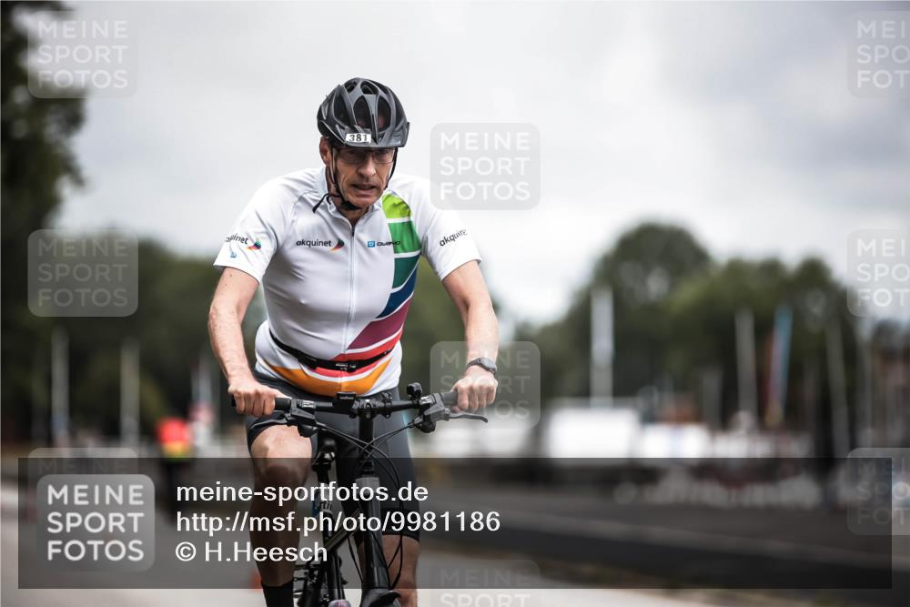 16.08.2026 - KN Förde Triathlon 2026 H.Heesch http://msf.ph/oto/9981186 16.08.2026 11:54:18 Radfahren  meine-sportfotos.de