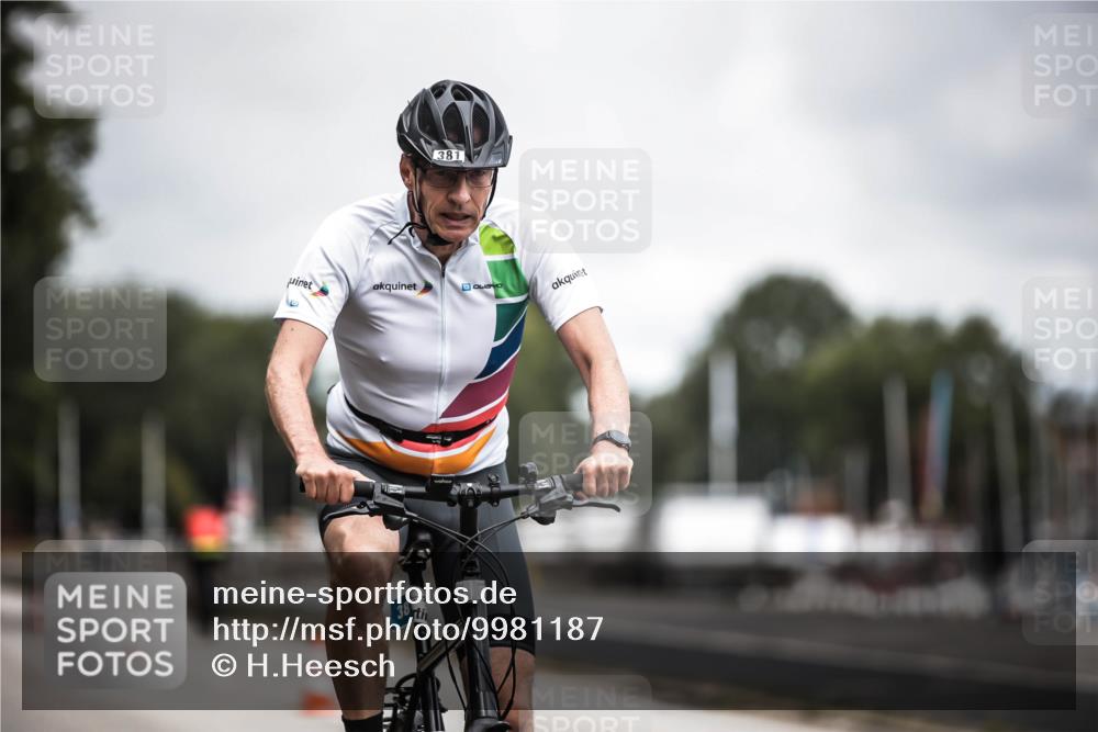 16.08.2026 - KN Förde Triathlon 2026 H.Heesch http://msf.ph/oto/9981187 16.08.2026 11:54:18 Radfahren  meine-sportfotos.de