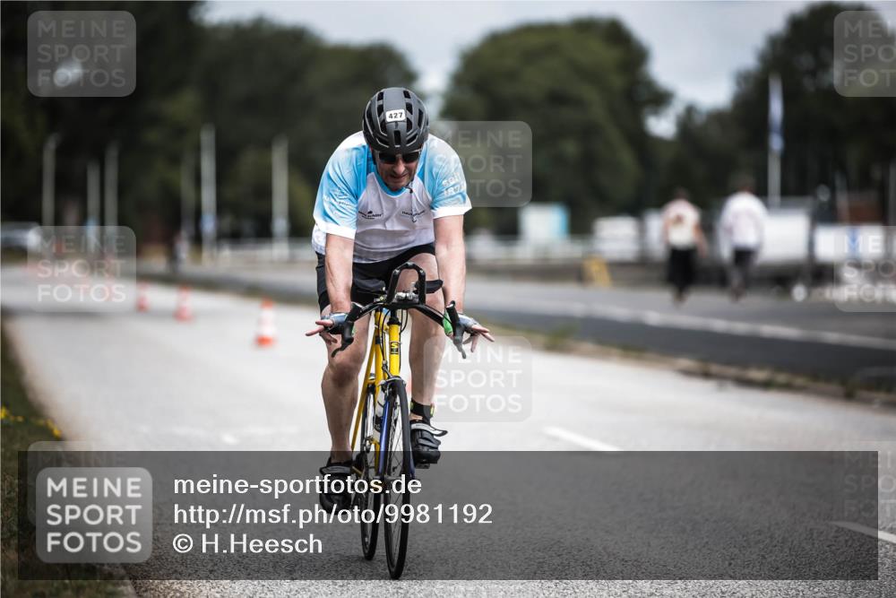 16.08.2026 - KN Förde Triathlon 2026 H.Heesch http://msf.ph/oto/9981192 16.08.2026 11:54:52 Radfahren  meine-sportfotos.de