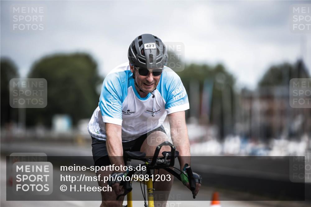 16.08.2026 - KN Förde Triathlon 2026 H.Heesch http://msf.ph/oto/9981203 16.08.2026 11:54:53 Radfahren  meine-sportfotos.de