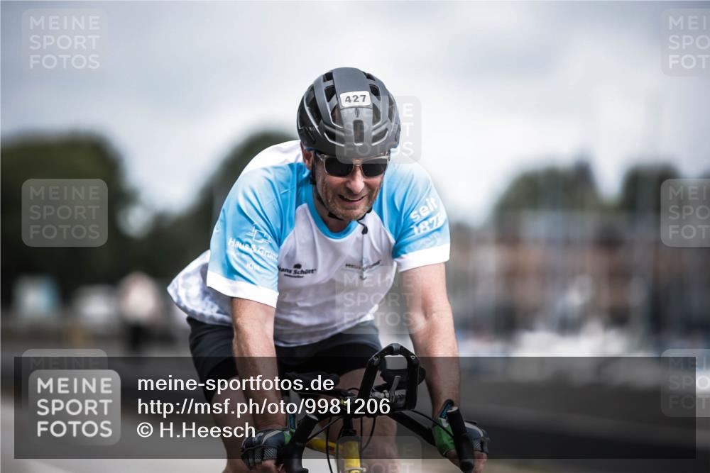 16.08.2026 - KN Förde Triathlon 2026 H.Heesch http://msf.ph/oto/9981206 16.08.2026 11:54:53 Radfahren  meine-sportfotos.de