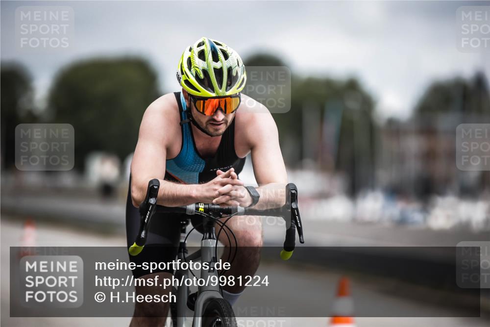 16.08.2026 - KN Förde Triathlon 2026 H.Heesch http://msf.ph/oto/9981224 16.08.2026 11:55:25 Radfahren  meine-sportfotos.de