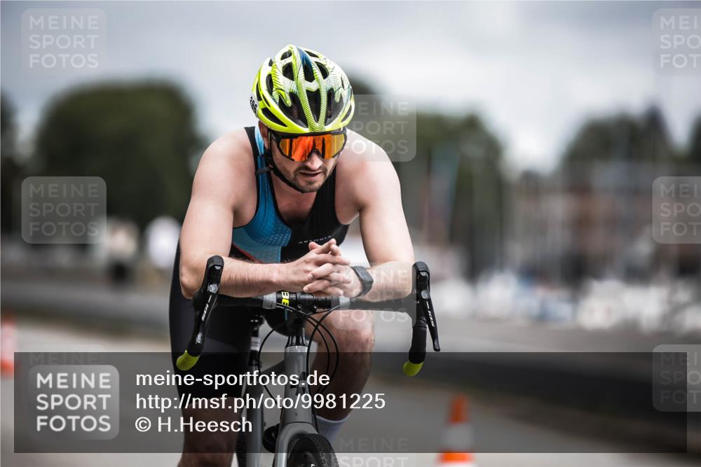 16.08.2026 - KN Förde Triathlon 2026 H.Heesch http://msf.ph/oto/9981225 16.08.2026 11:55:25 Radfahren  meine-sportfotos.de
