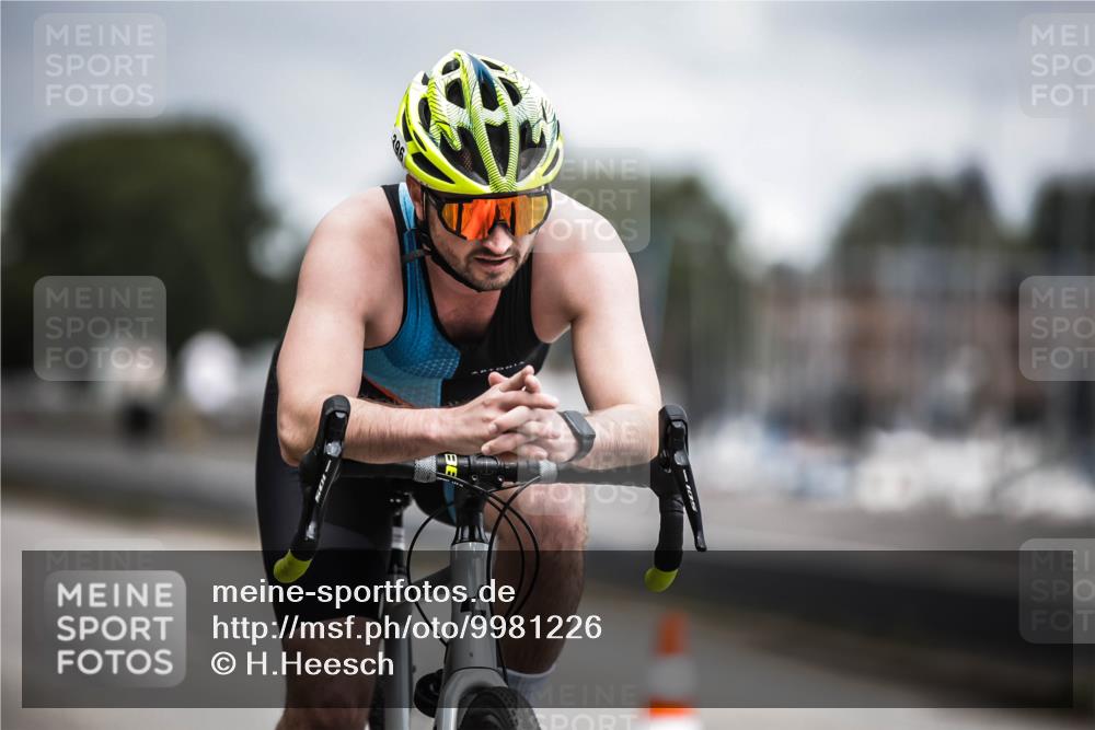 16.08.2026 - KN Förde Triathlon 2026 H.Heesch http://msf.ph/oto/9981226 16.08.2026 11:55:25 Radfahren  meine-sportfotos.de