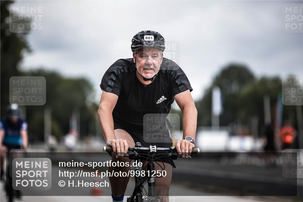 16.08.2026 - KN Förde Triathlon 2026 H.Heesch http://msf.ph/oto/9981250 16.08.2026 11:56:34 Radfahren  meine-sportfotos.de