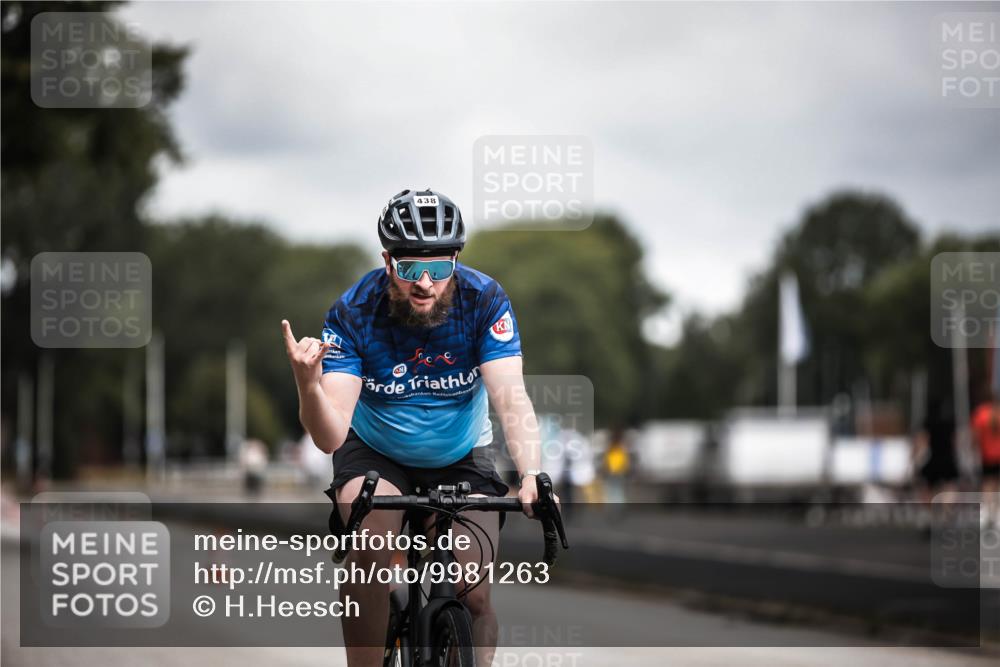 16.08.2026 - KN Förde Triathlon 2026 H.Heesch http://msf.ph/oto/9981263 16.08.2026 11:56:36 Radfahren  meine-sportfotos.de