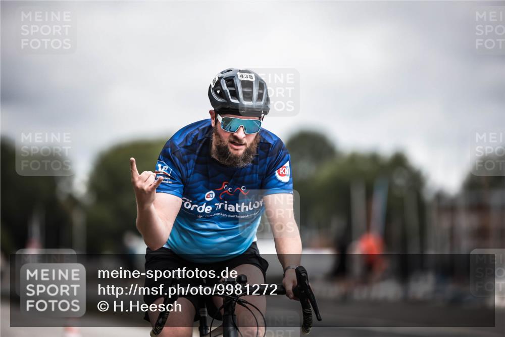 16.08.2026 - KN Förde Triathlon 2026 H.Heesch http://msf.ph/oto/9981272 16.08.2026 11:56:36 Radfahren  meine-sportfotos.de
