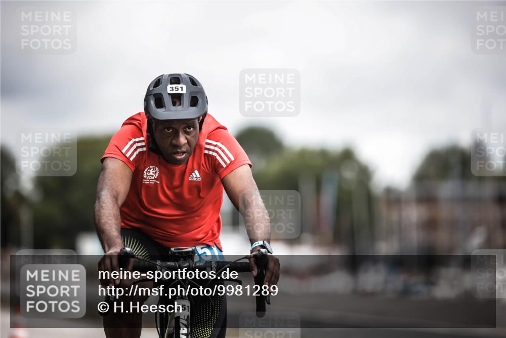16.08.2026 - KN Förde Triathlon 2026 H.Heesch http://msf.ph/oto/9981289 16.08.2026 11:57:19 Radfahren  meine-sportfotos.de