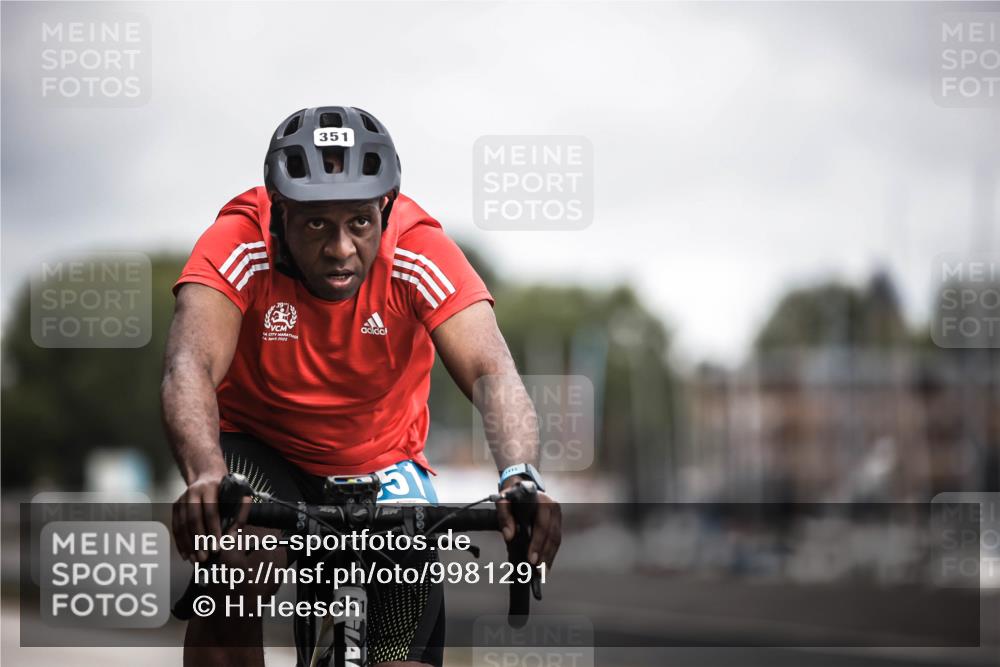 16.08.2026 - KN Förde Triathlon 2026 H.Heesch http://msf.ph/oto/9981291 16.08.2026 11:57:19 Radfahren  meine-sportfotos.de