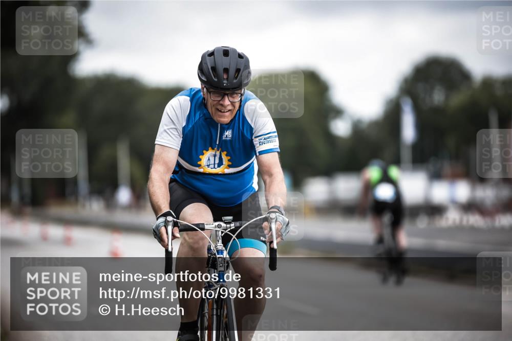16.08.2026 - KN Förde Triathlon 2026 H.Heesch http://msf.ph/oto/9981331 16.08.2026 12:01:00 Radfahren  meine-sportfotos.de