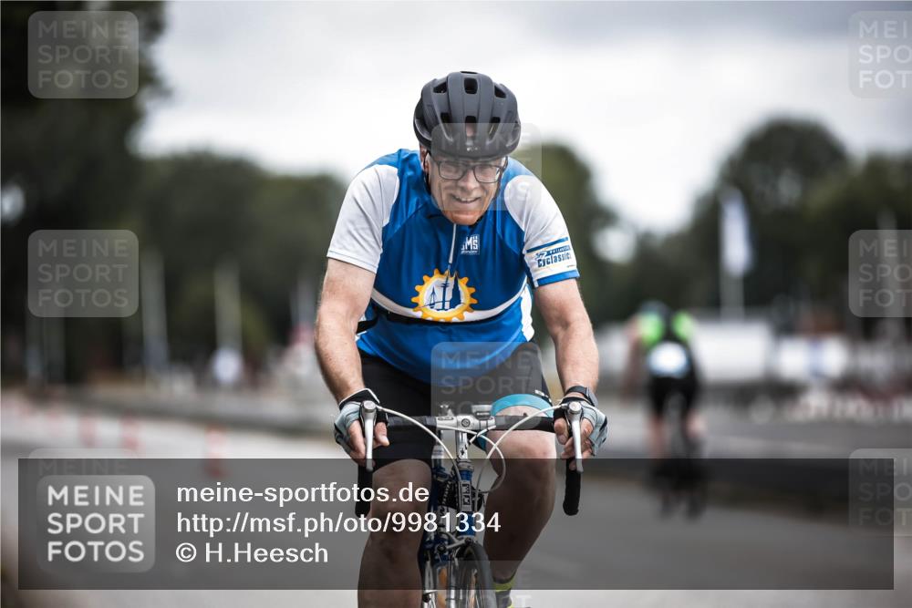 16.08.2026 - KN Förde Triathlon 2026 H.Heesch http://msf.ph/oto/9981334 16.08.2026 12:01:01 Radfahren  meine-sportfotos.de