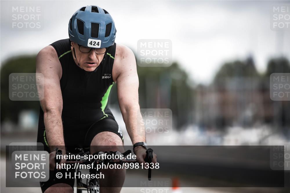 16.08.2026 - KN Förde Triathlon 2026 H.Heesch http://msf.ph/oto/9981338 16.08.2026 12:04:00 Radfahren  meine-sportfotos.de