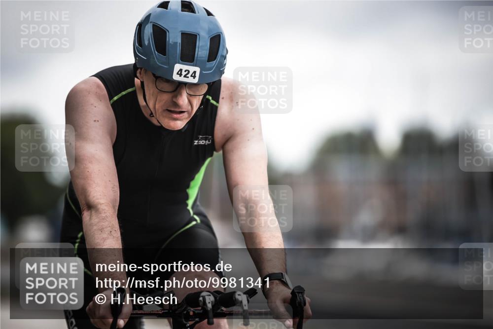16.08.2026 - KN Förde Triathlon 2026 H.Heesch http://msf.ph/oto/9981341 16.08.2026 12:04:00 Radfahren  meine-sportfotos.de