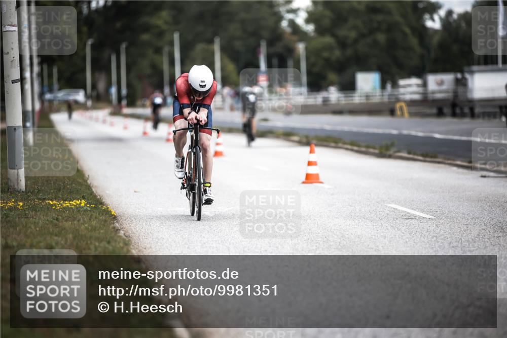 16.08.2026 - KN Förde Triathlon 2026 H.Heesch http://msf.ph/oto/9981351 16.08.2026 12:43:37 Radfahren 501 meine-sportfotos.de