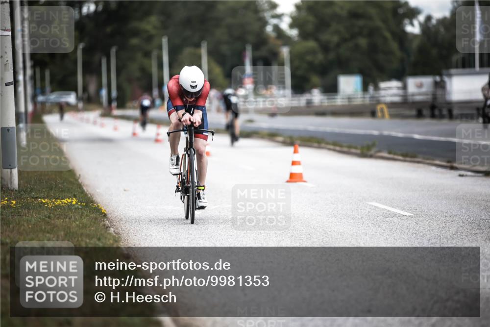16.08.2026 - KN Förde Triathlon 2026 H.Heesch http://msf.ph/oto/9981353 16.08.2026 12:43:37 Radfahren 501 meine-sportfotos.de