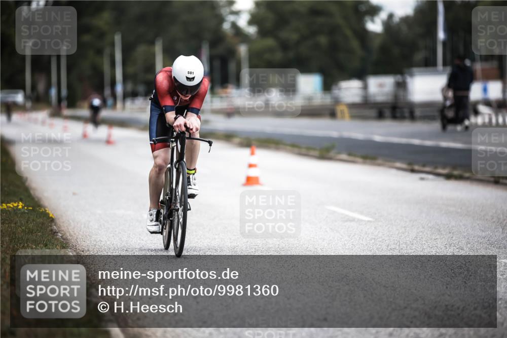 16.08.2026 - KN Förde Triathlon 2026 H.Heesch http://msf.ph/oto/9981360 16.08.2026 12:43:37 Radfahren 501 meine-sportfotos.de