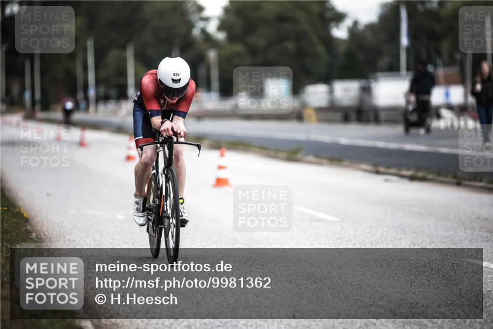 16.08.2026 - KN Förde Triathlon 2026 H.Heesch http://msf.ph/oto/9981362 16.08.2026 12:43:37 Radfahren 501 meine-sportfotos.de