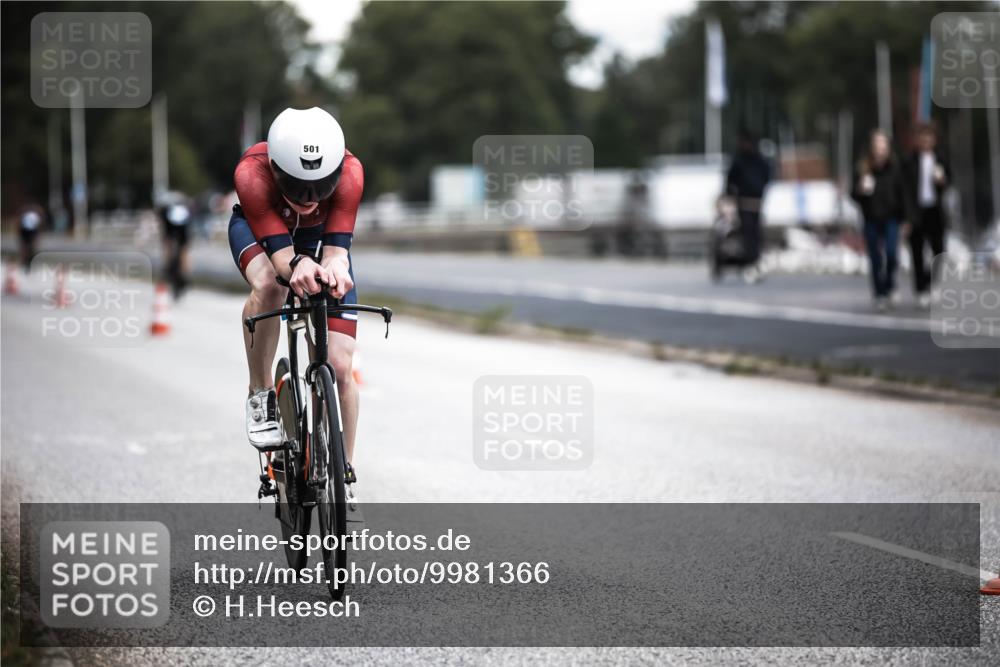 16.08.2026 - KN Förde Triathlon 2026 H.Heesch http://msf.ph/oto/9981366 16.08.2026 12:43:38 Radfahren 501 meine-sportfotos.de