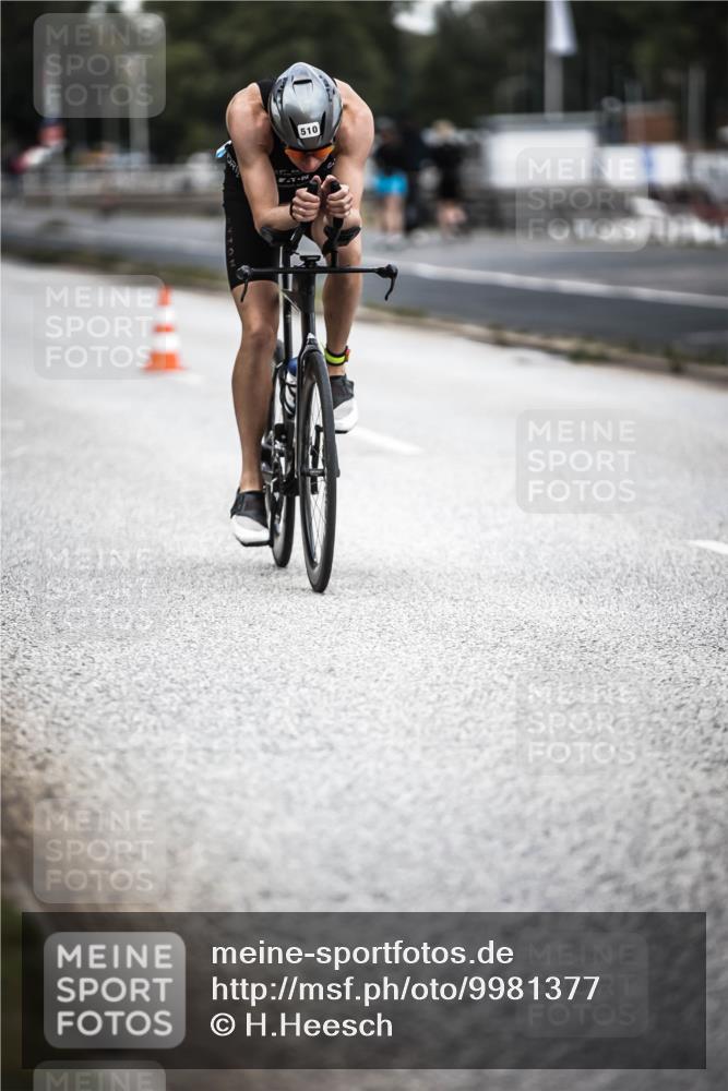 16.08.2026 - KN Förde Triathlon 2026 H.Heesch http://msf.ph/oto/9981377 16.08.2026 12:43:51 Radfahren 510 meine-sportfotos.de