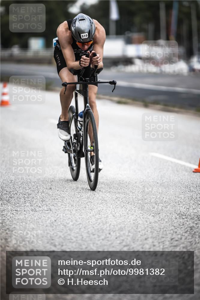 16.08.2026 - KN Förde Triathlon 2026 H.Heesch http://msf.ph/oto/9981382 16.08.2026 12:43:51 Radfahren 510 meine-sportfotos.de