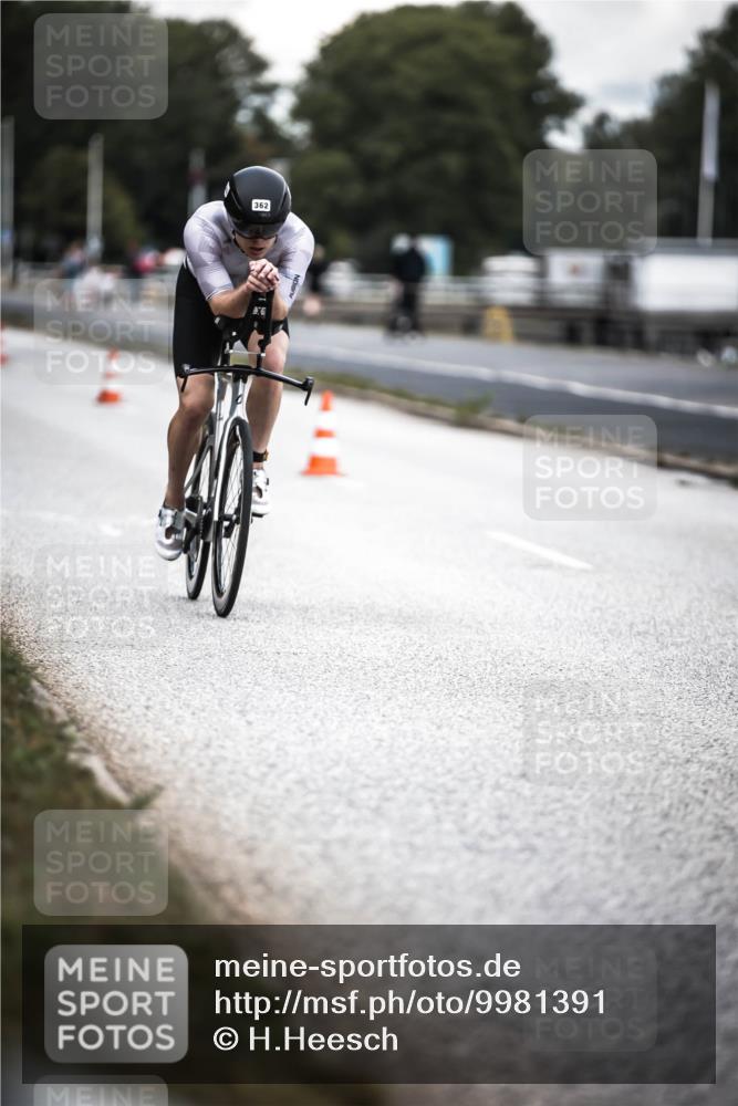16.08.2026 - KN Förde Triathlon 2026 H.Heesch http://msf.ph/oto/9981391 16.08.2026 12:44:09 Radfahren 362, 504 meine-sportfotos.de