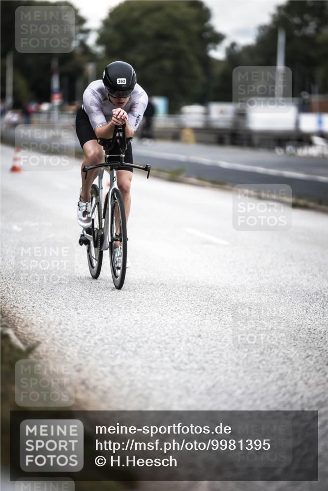 16.08.2026 - KN Förde Triathlon 2026 H.Heesch http://msf.ph/oto/9981395 16.08.2026 12:44:09 Radfahren 362, 504 meine-sportfotos.de