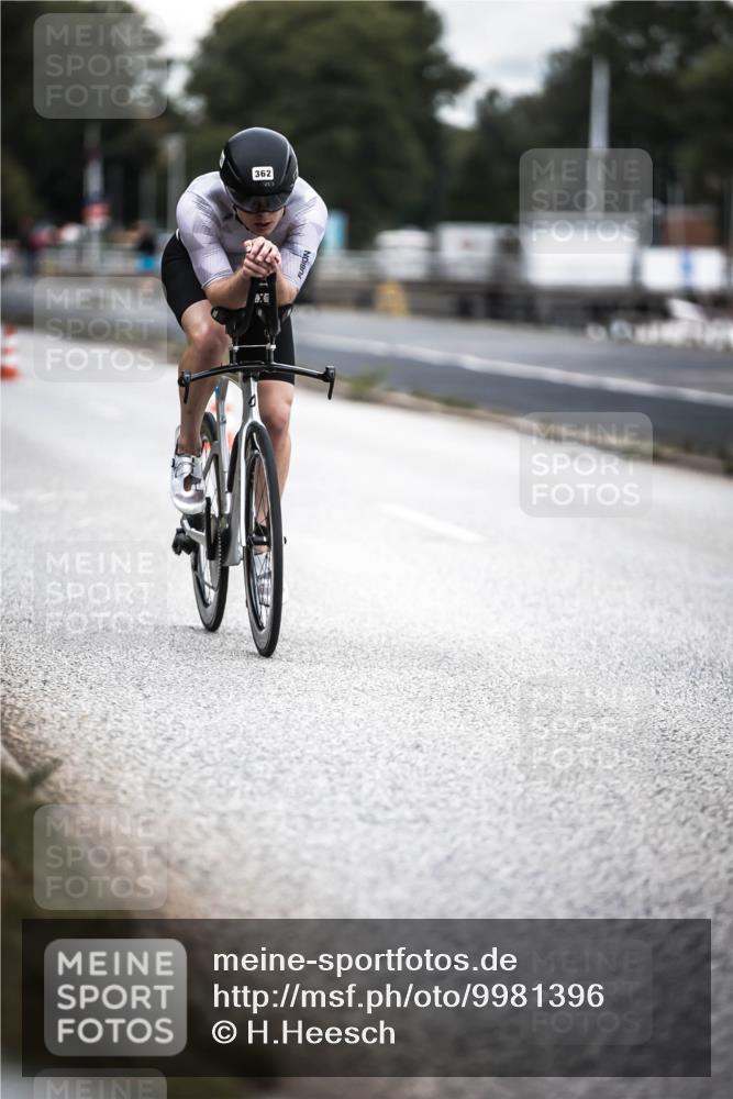 16.08.2026 - KN Förde Triathlon 2026 H.Heesch http://msf.ph/oto/9981396 16.08.2026 12:44:09 Radfahren 362, 504 meine-sportfotos.de