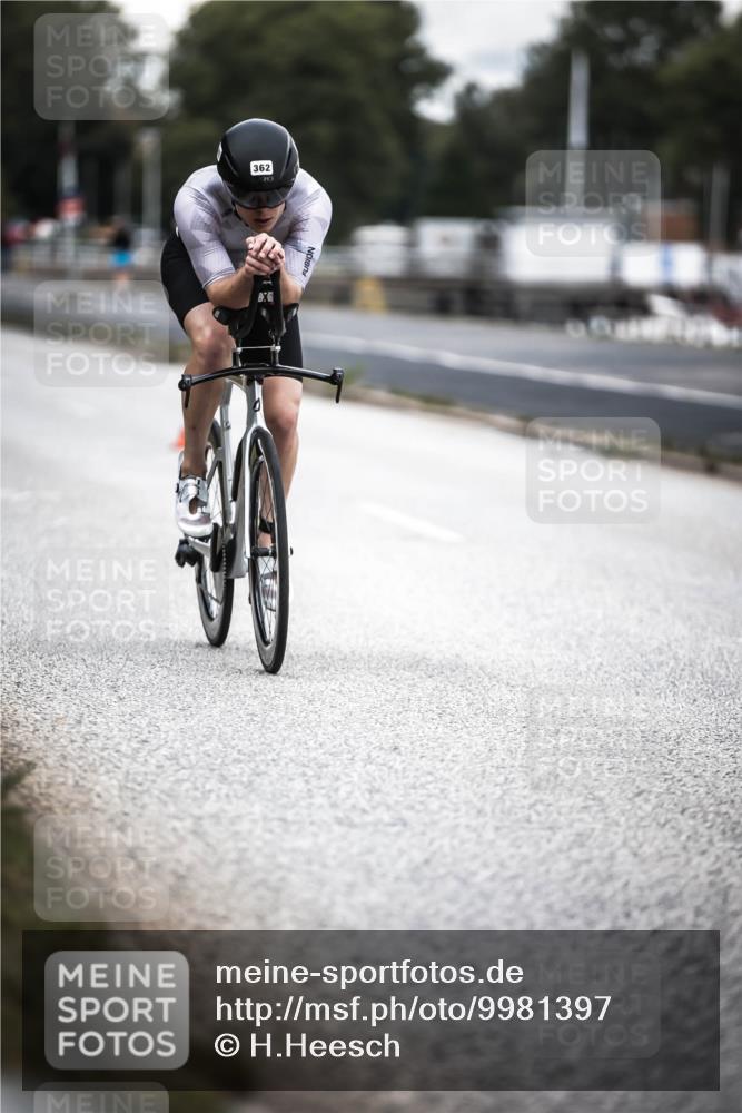 16.08.2026 - KN Förde Triathlon 2026 H.Heesch http://msf.ph/oto/9981397 16.08.2026 12:44:09 Radfahren 362, 504 meine-sportfotos.de