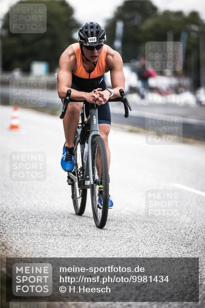 16.08.2026 - KN Förde Triathlon 2026 H.Heesch http://msf.ph/oto/9981434 16.08.2026 12:45:40 Radfahren 502, 508 meine-sportfotos.de