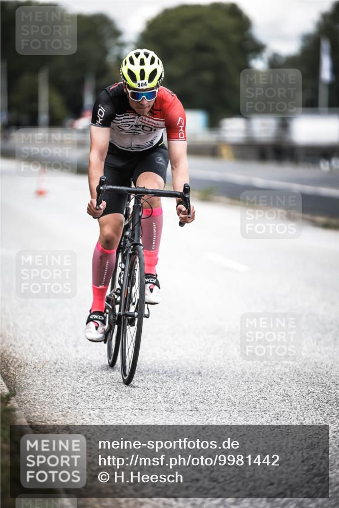 16.08.2026 - KN Förde Triathlon 2026 H.Heesch http://msf.ph/oto/9981442 16.08.2026 12:46:12 Radfahren 504 meine-sportfotos.de