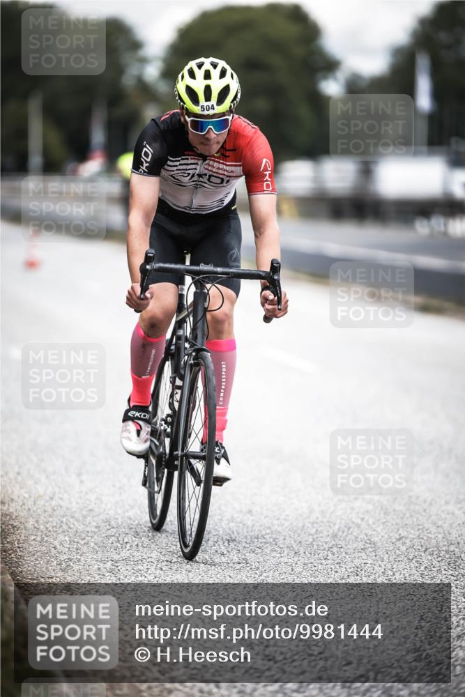 16.08.2026 - KN Förde Triathlon 2026 H.Heesch http://msf.ph/oto/9981444 16.08.2026 12:46:12 Radfahren 504 meine-sportfotos.de