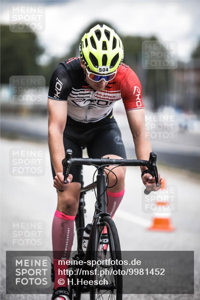 16.08.2026 - KN Förde Triathlon 2026 H.Heesch http://msf.ph/oto/9981452 16.08.2026 12:46:12 Radfahren 504 meine-sportfotos.de
