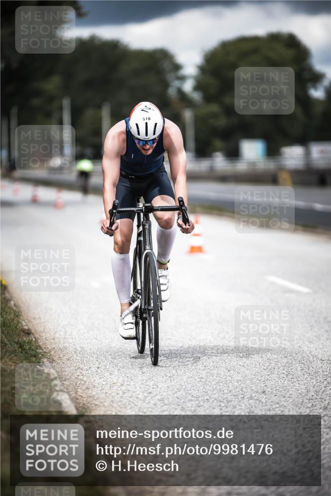 16.08.2026 - KN Förde Triathlon 2026 H.Heesch http://msf.ph/oto/9981476 16.08.2026 12:47:30 Radfahren 518 meine-sportfotos.de