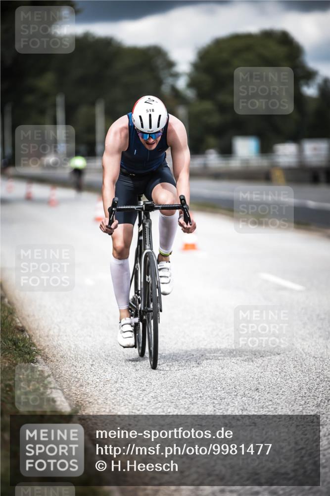16.08.2026 - KN Förde Triathlon 2026 H.Heesch http://msf.ph/oto/9981477 16.08.2026 12:47:30 Radfahren 518 meine-sportfotos.de