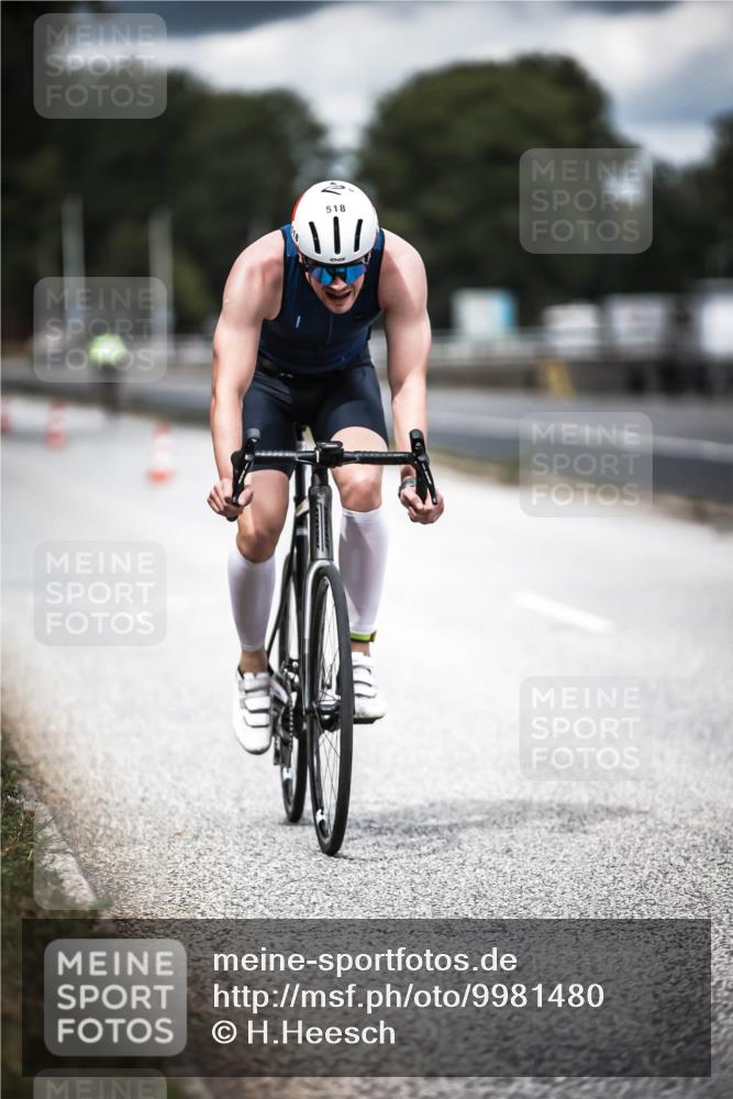 16.08.2026 - KN Förde Triathlon 2026 H.Heesch http://msf.ph/oto/9981480 16.08.2026 12:47:30 Radfahren 518 meine-sportfotos.de