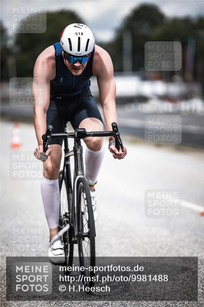 16.08.2026 - KN Förde Triathlon 2026 H.Heesch http://msf.ph/oto/9981488 16.08.2026 12:47:30 Radfahren 518 meine-sportfotos.de